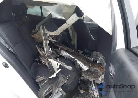 2021 Toyota Prius Le из США, поврежденный, VIN JTDKAMFU8M3130877